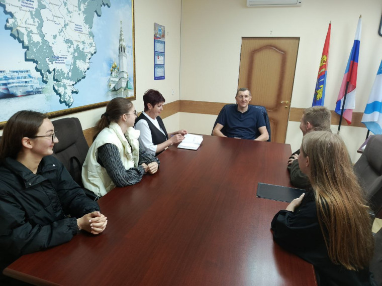 Встреча с молодежью Приволжского района. Встреча с молодежью Приволжского района.