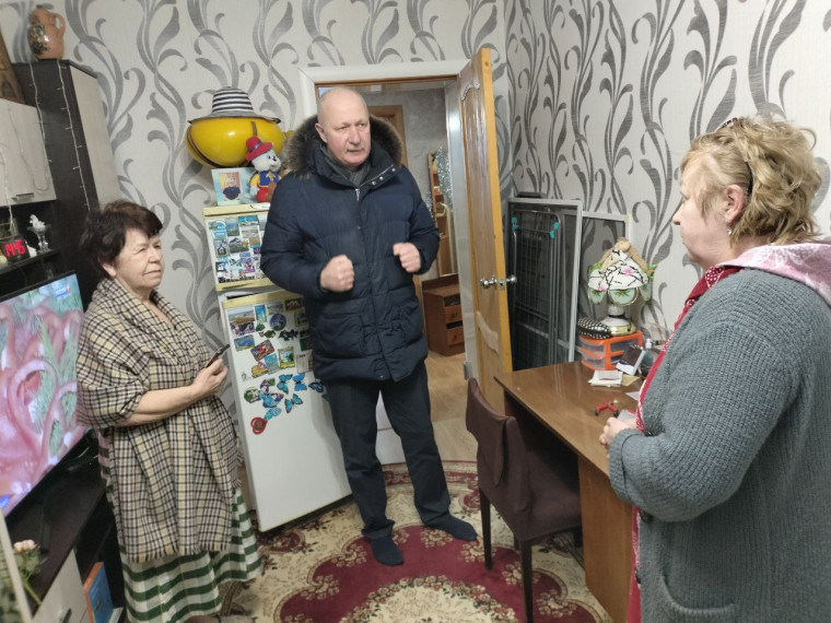 Выездная проверка температурного режима в МКД города. Выездная проверка температурного режима в МКД города.